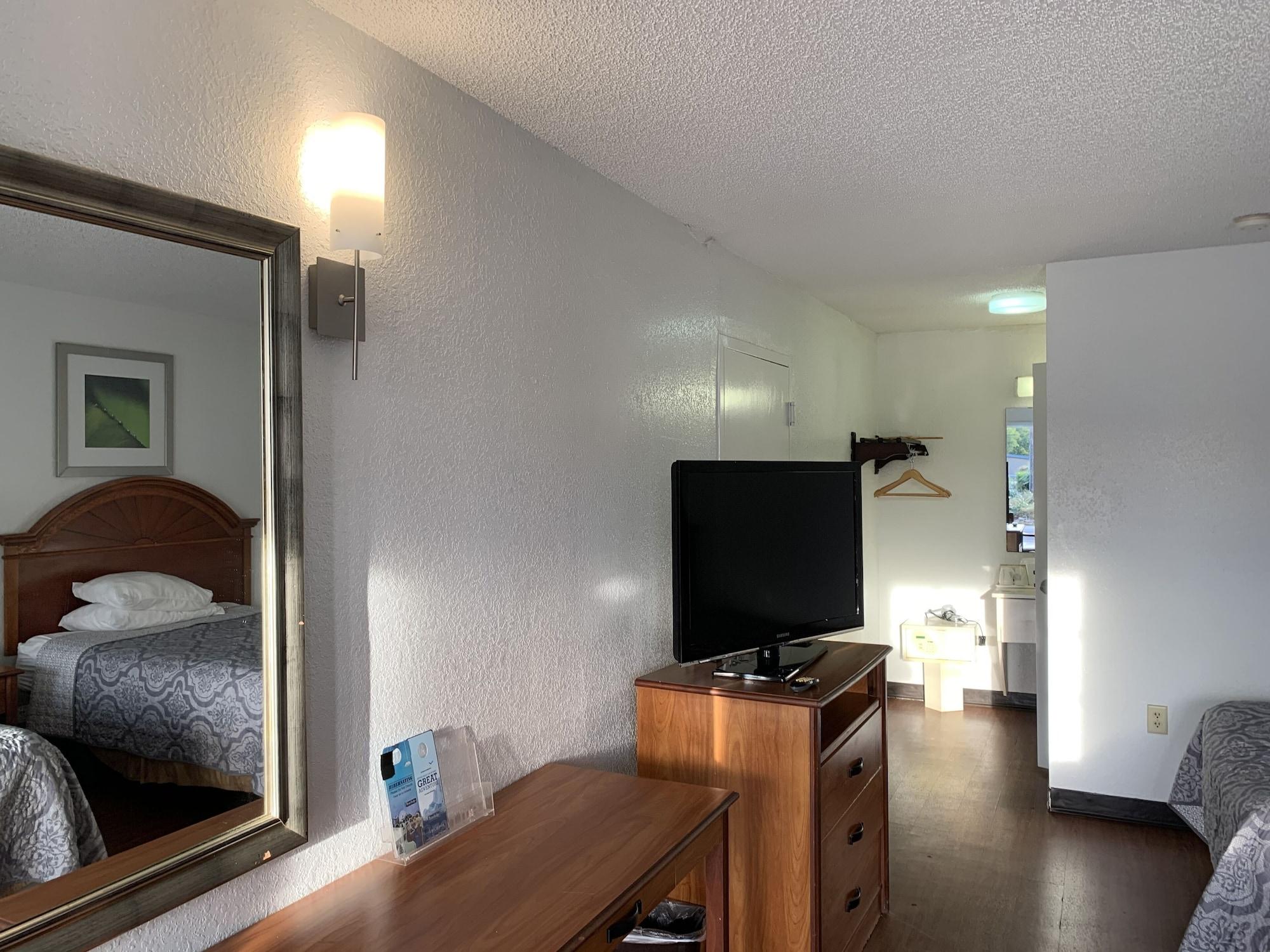 Hotel Travelodge By Wyndham I-10 Macclenny