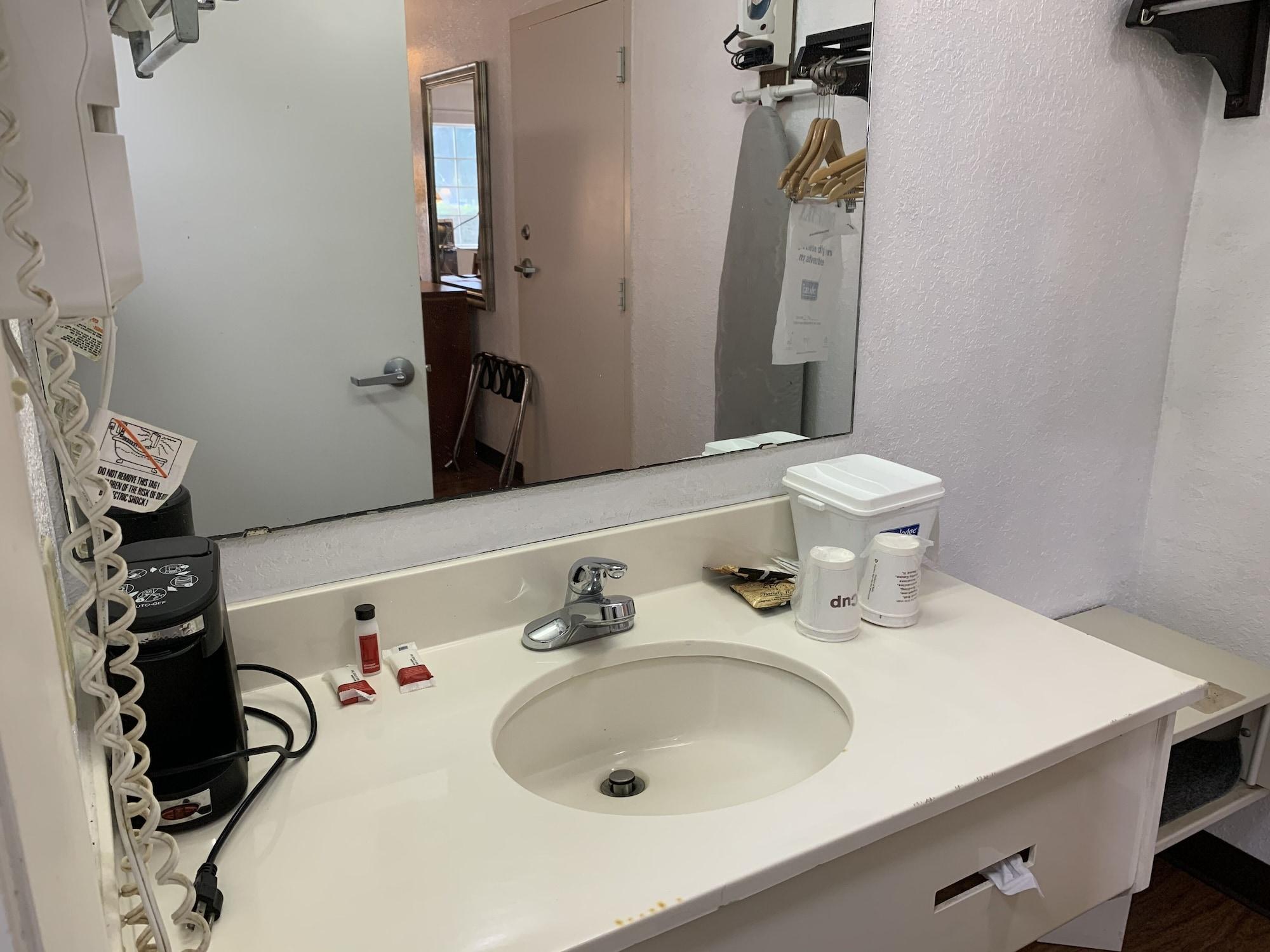 Travelodge By Wyndham I-10 Hotel Macclenny